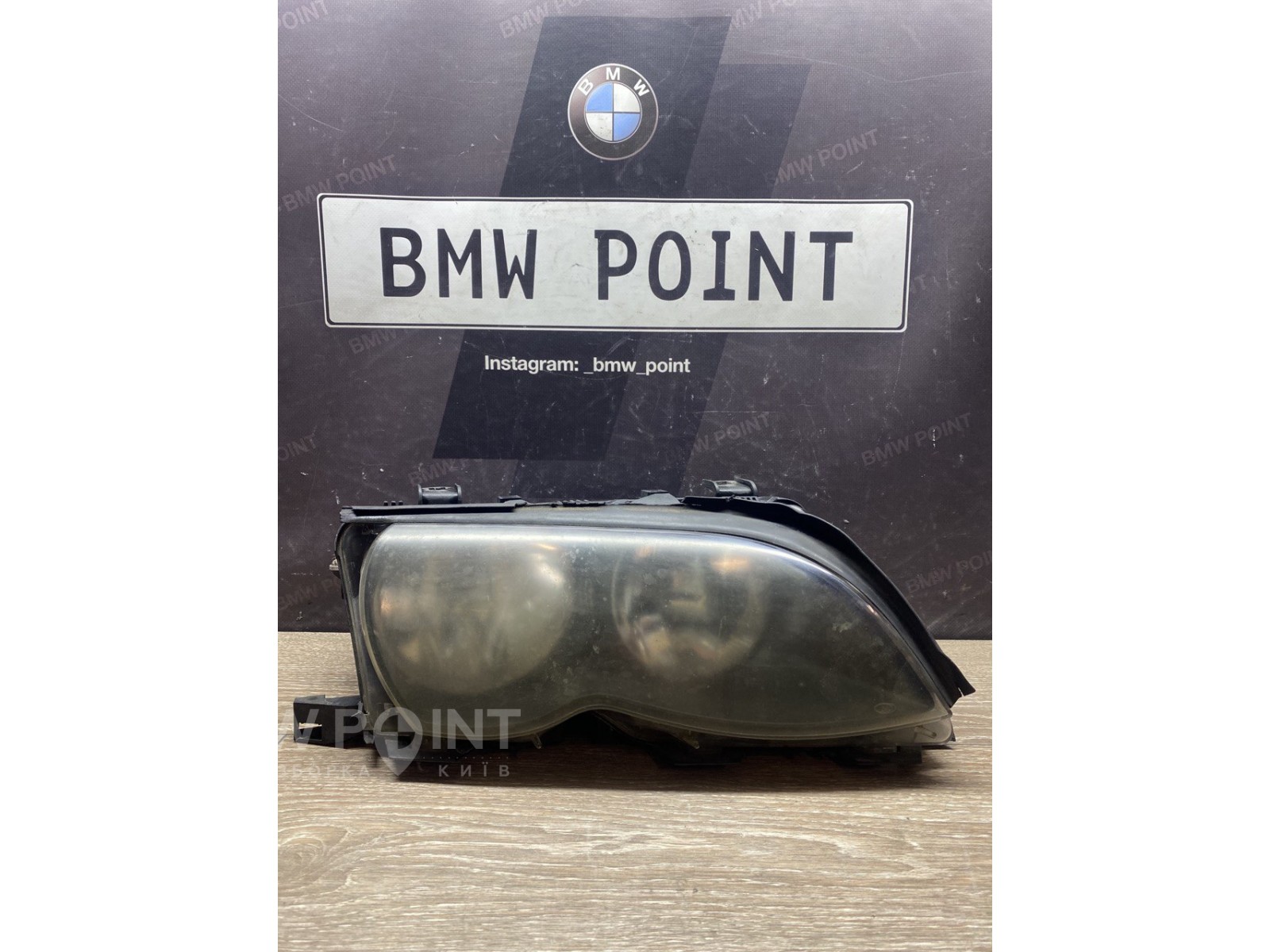 Фара BMW E46 права галогенна